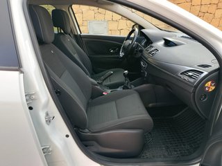 Renault Megane Blanco NO NEGOCIABLE
