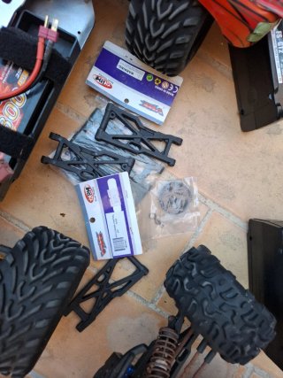 Coches radiocontrol y accesorios