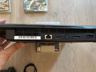 Consola PS3 Super Slim 500GB + Juegos + Cables