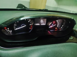 Peugeot 208 2016
