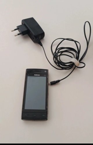 Nokia X6-00