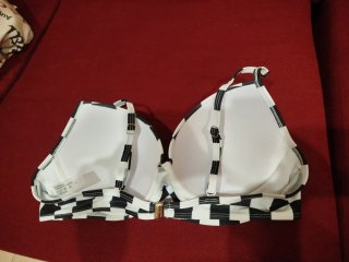 Set de baño bikinis y tanga