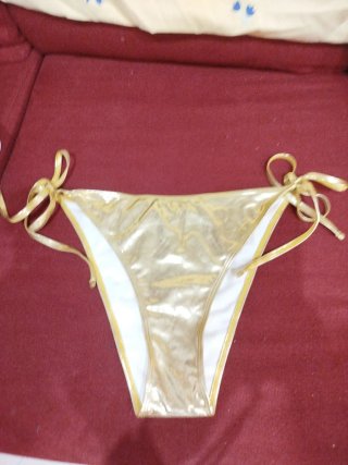 Set de baño bikinis y tanga