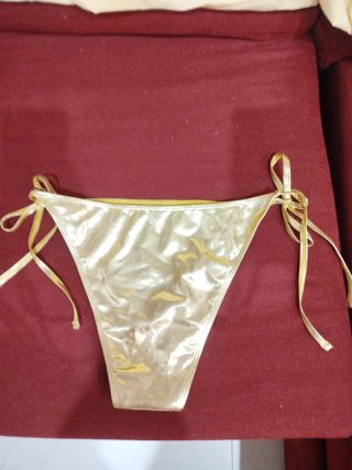 Set de baño bikinis y tanga