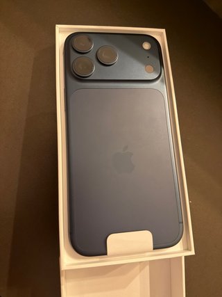 iPhone 17 Pro Max 256GB Blu Navy