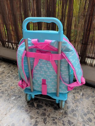 Mochila escolar con carrito