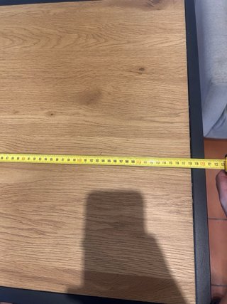 Mesa alta con estantería y 2 taburetes