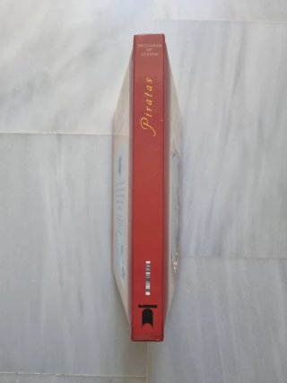 LIBRO AVENTURA PIRATA