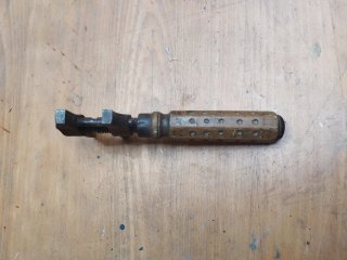 Llave inglesa antigua