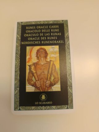 Oráculo de las Runas - Cartas tarot