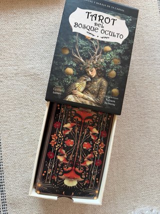 Tarot del Bosque Oculto