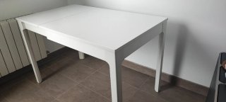 Mesa de comedor blanca extensible hace 120 y 80