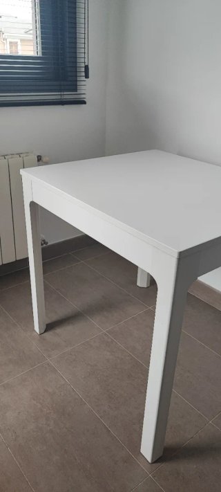 Mesa de comedor blanca extensible hace 120 y 80