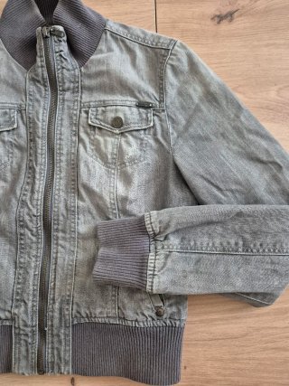 Chaqueta vaquera gris