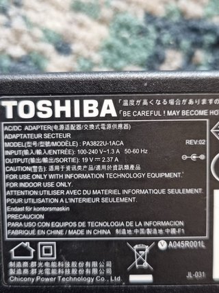 Alimentatore Toshiba PA38822U-1ACA 19V