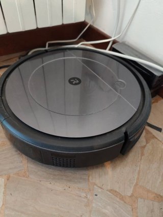 iRobot Roomba Combo R1138 Aspirapolvere e Lava Pav