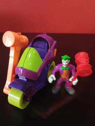 Imaginext Joker con Vehículo y Martillo.