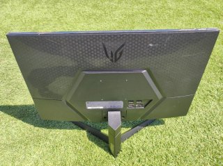 LG ULTRAGEAR 24 MONITOR PIEZAS