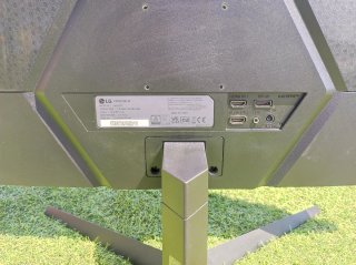 LG ULTRAGEAR 24 MONITOR PIEZAS