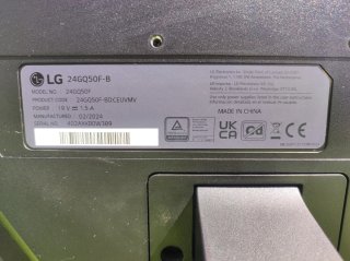LG ULTRAGEAR 24 MONITOR PIEZAS