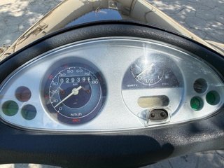 Piaggio Fly 50cc Scooter Automática Negra/Gris