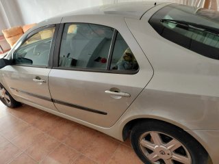 Renault Laguna 2004