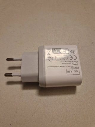 Cargador Nisiyama 2 USB 5V 2.1A