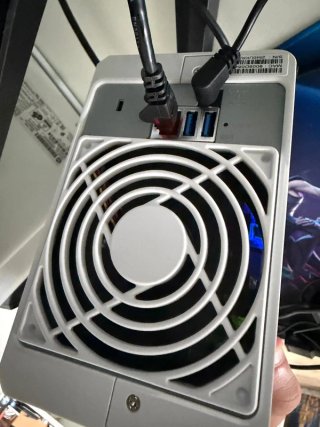Synology DS223j NAS com 2× WD Red Plus 2TB Cada