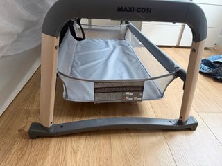 Minicuna colecho Maxi-Cosi lora Air mecedora