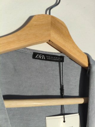 Camiseta cruzada. Zara Talla S