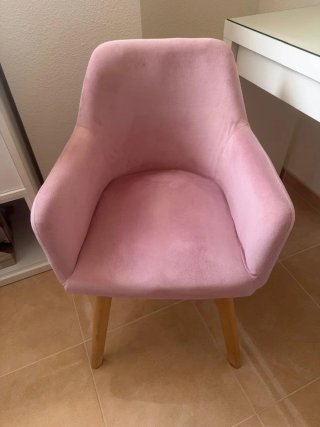 Tocador con espejo y silla terciopelo rosa