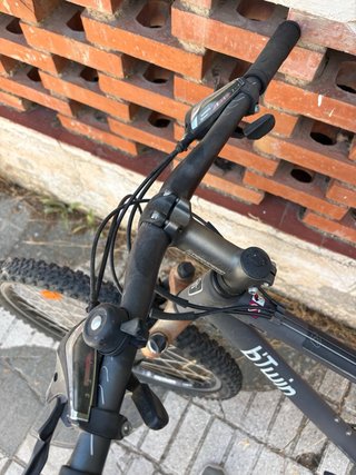 Bicicleta B'Twin Rockrider 5.2 26