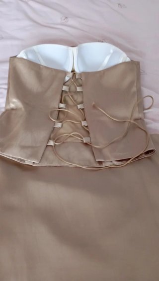 Vestido de fiesta corpiño y falda