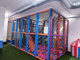 Parque de bolas infantil
