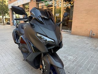 Yamaha TMAX 2025 Negra