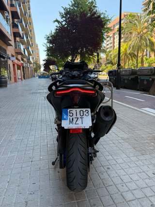 Yamaha TMAX 2025 Negra