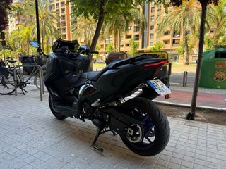 Yamaha TMAX 2025 Negra