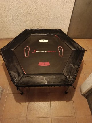 Saltador hexagonal para niños