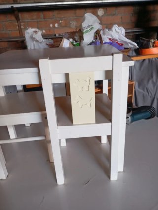Mesa y 2 sillas infantiles IKea