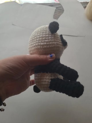 Amigurumi Panda con Flor Rosa
