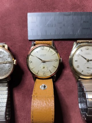 LOTE , Lote de 4 (cuatro) Relojes Vintage