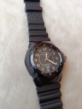 Reloj Casio Negro 100M