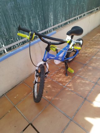 Bicicleta infantil B'TWIN azul