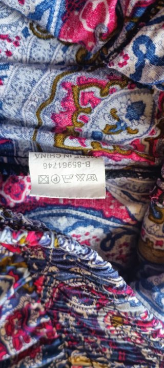 Pantalón estampado paisley azul, granate, verde