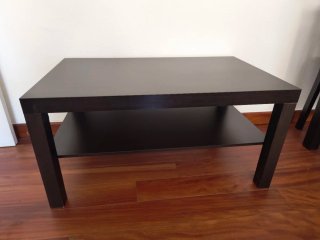 Mueble de salón oscuro
