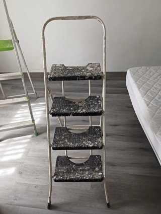 Escalera de 4 peldaños