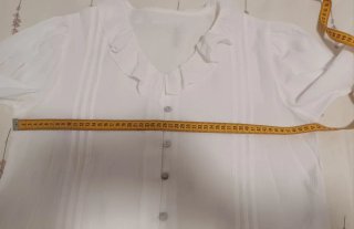 Camisa Green Coast blanca con volantes