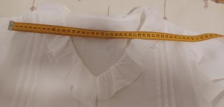 Camisa Green Coast blanca con volantes