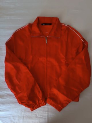 Chaqueta deportiva Zara Roja