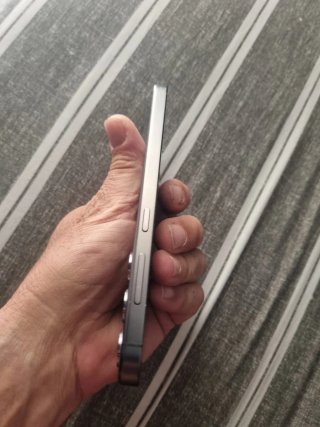 Samsung S24